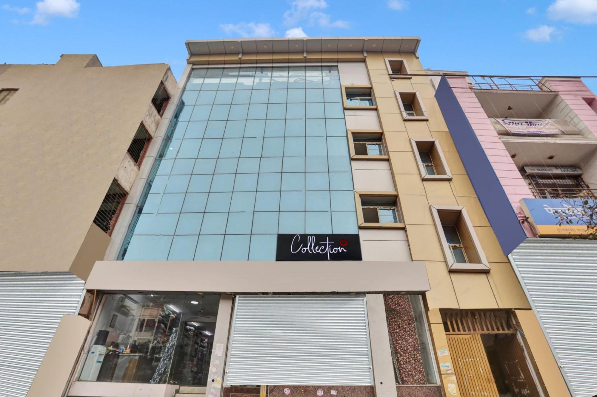 Hotel Super Townhouse The Arrow Near Lotus Temple 4*